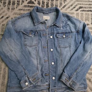 Universal Thread Embroidered Light Blue Jean Jacket